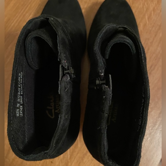 Clarks Artisan Daylily Surety Wedge Bootie - Picture 6 of 7